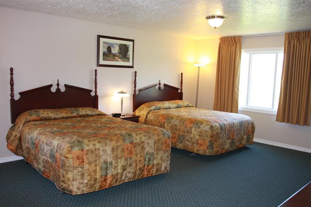 Western Royal Inn Tillamook Room photo