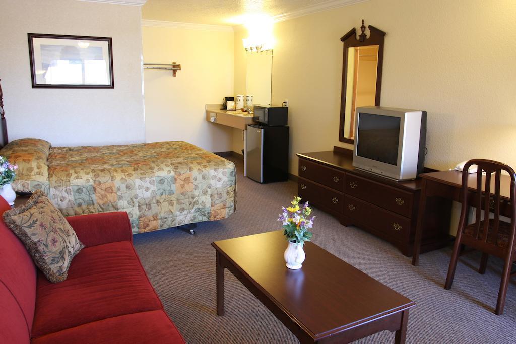 Western Royal Inn Tillamook Room photo